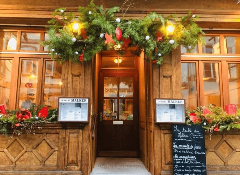 Façade de la table des Malkers à proximité du Moderne Vintage